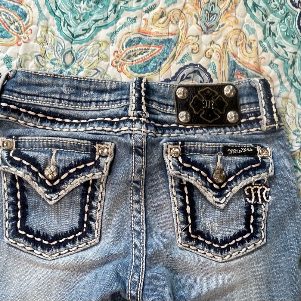 Girls Miss Me Cuff Capri Jeans